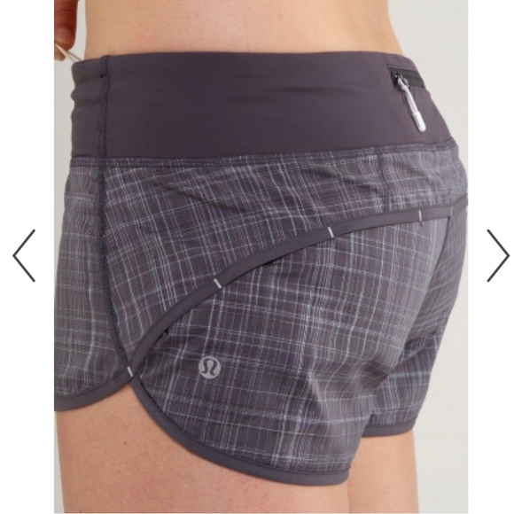 lululemon athletica Women's Gray w/ Purple plaid Athletic Speed Up Shorts size 4 - Picture 1 of 14